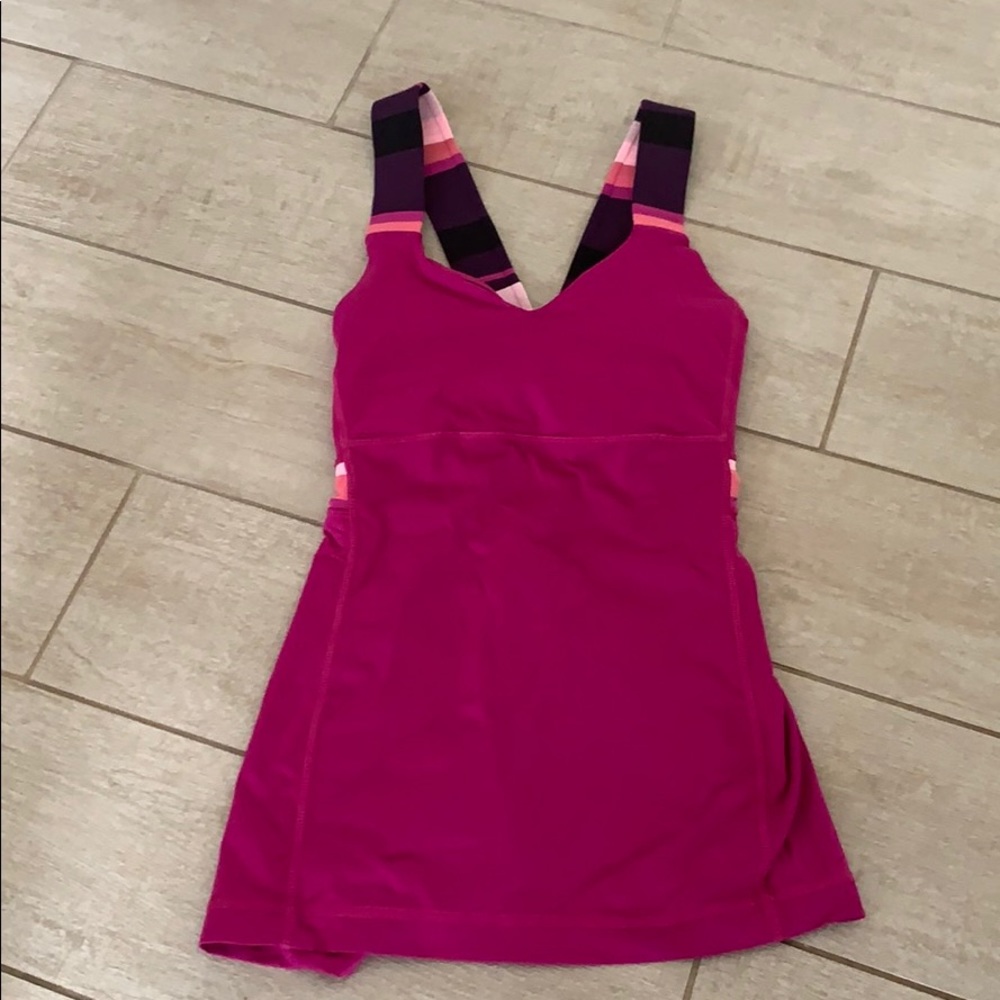 Lululemon tank